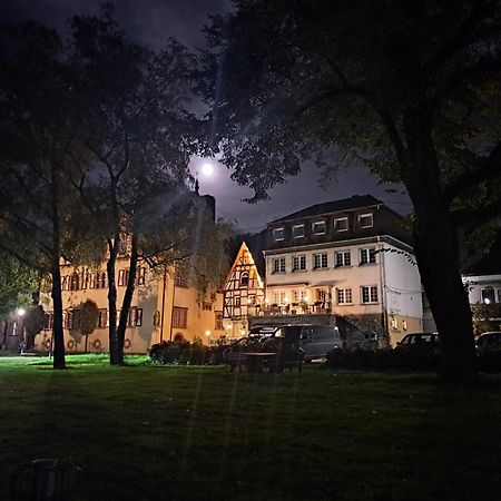 Alte Winzerschenke Hotel Брутиг-Фанкел Екстериор снимка